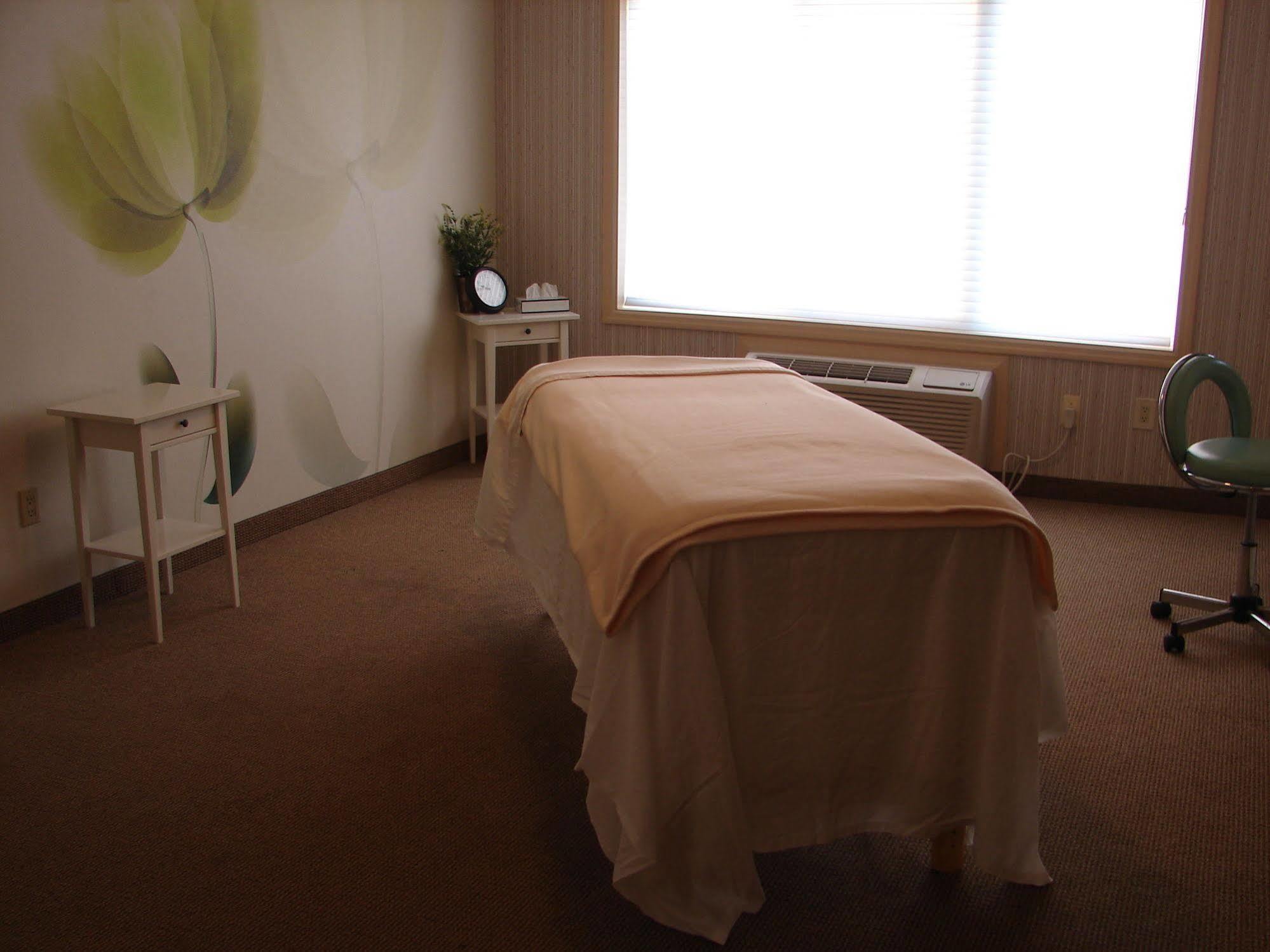 Honors Haven Retreat & Conference Hotel Ellenville Екстериор снимка