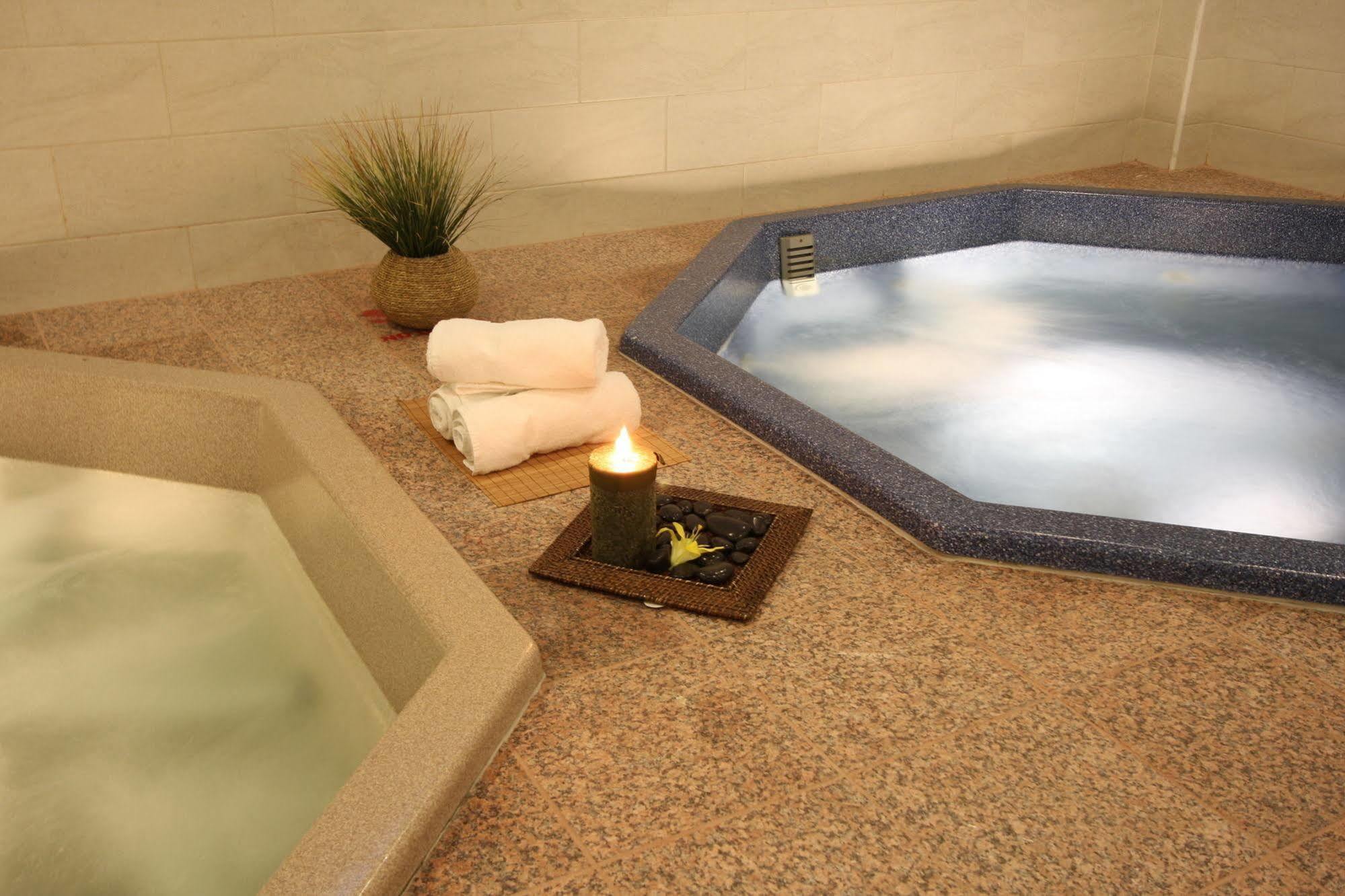 Honors Haven Retreat & Conference Hotel Ellenville Екстериор снимка